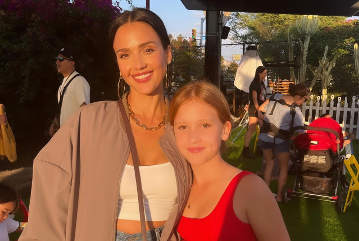 Jessica Alba and daughter Honor's experience is a testament to the fact that even celebrities face parenting challenges and need support.