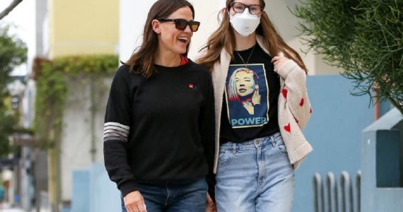 Jennifer Lopez's quality time with Ben Affleck's daughter Violet.